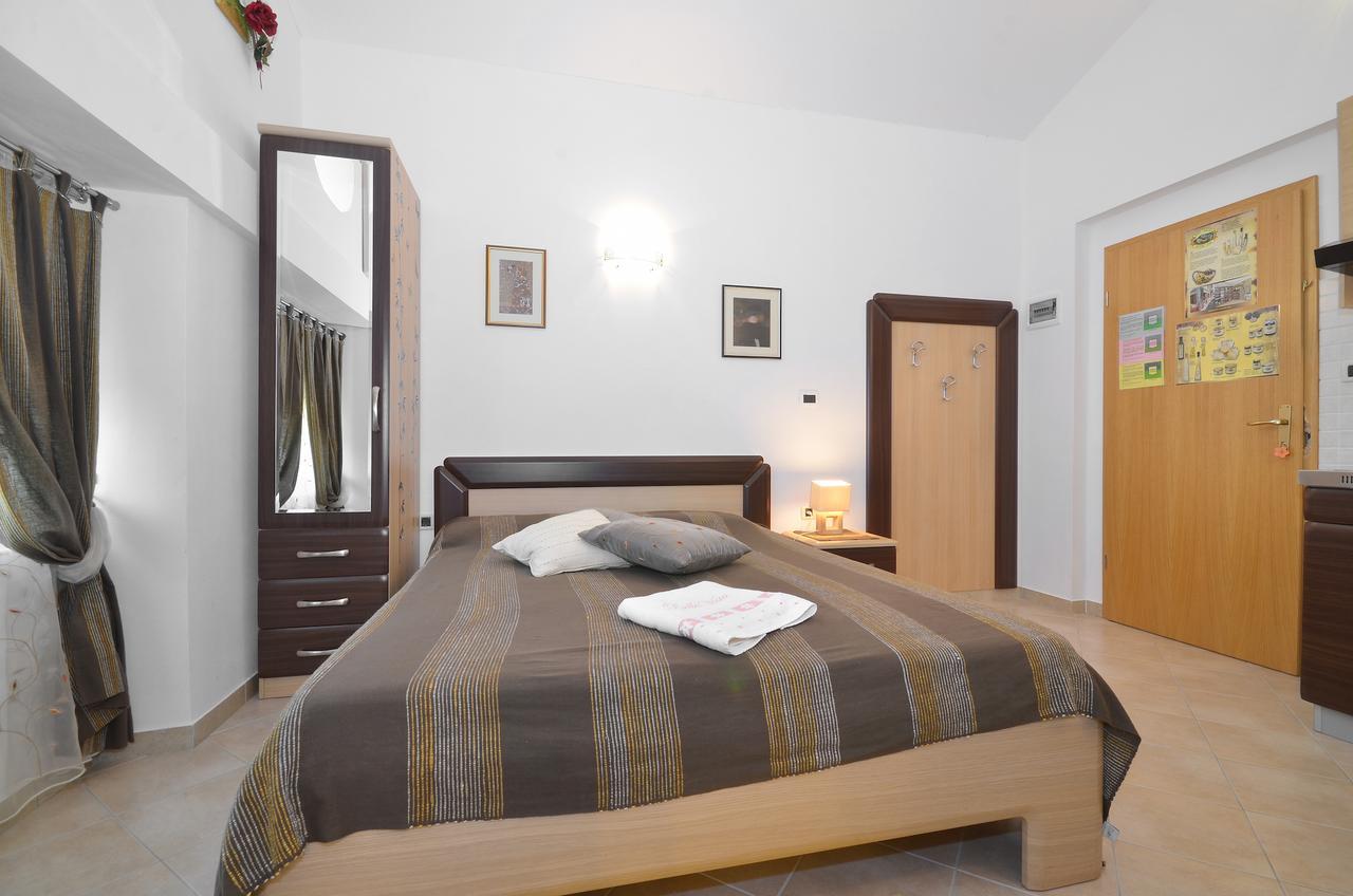 Bella Vista Apartments Мотовун Екстериор снимка
